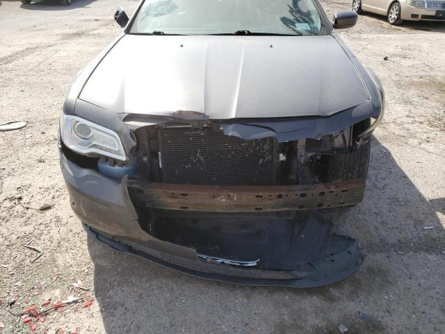 Photo 9 from auction – 2015 CHRYSLER 300 LIMITE with VIN 2C3CCARG6FH887624