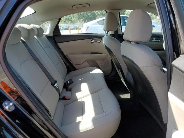Photo 10 from auction – 2021 KIA FORTE FE with VIN 3KPF24AD0ME381553