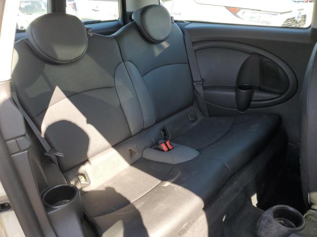 Foto 10 de la subasta – 2010 MINI COOPER CLU con VIN WMWML3C55ATX37631