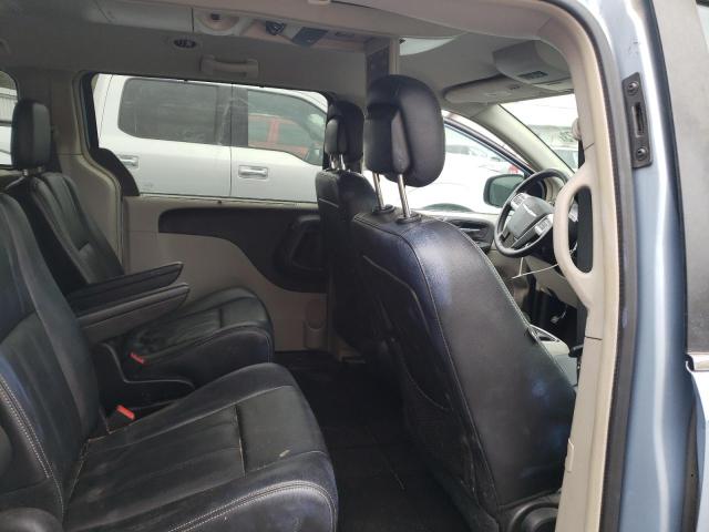 Photo 11 from auction – 2016 CHRYSLER TOWN & COU with VIN 2C4RC1BG7GR240189