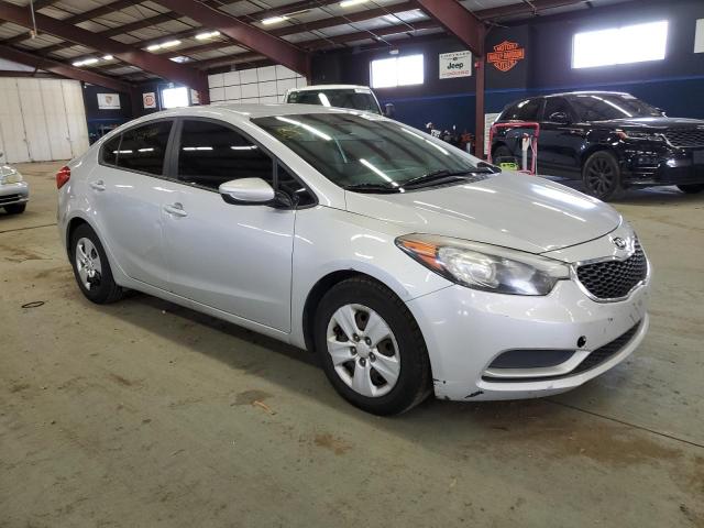 Photo 4 from auction – 2016 KIA FORTE LX with VIN KNAFK4A69G5536129