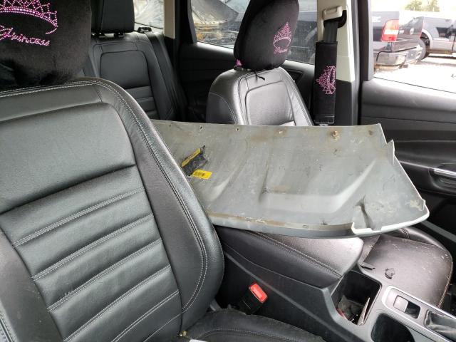 Photo 13 from auction – 2018 FORD ESCAPE SEL with VIN 1FMCU9HD8JUD30438