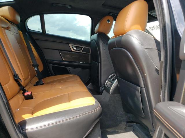 Photo 10 from auction – 2012 JAGUAR XF R with VIN SAJWA0JC1CMS31309