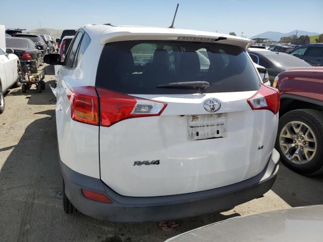 Photo 6 from auction – 2014 TOYOTA RAV4 LE with VIN JTMZFREV0EJ023150