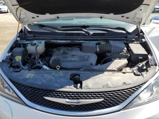 Photo 12 from auction – 2017 CHRYSLER PACIFICA L with VIN 2C4RC1GG3HR620219