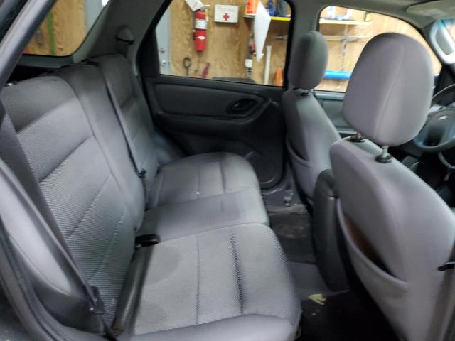 Photo 11 from auction – 2005 FORD ESCAPE with VIN 1FMYU03155KA91141
