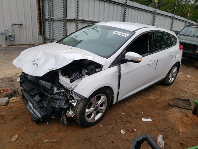FORD FOCUS SE 2014 مع رقم تعريف المركبة 1FADP3K23EL334645 - صورة من المزاد