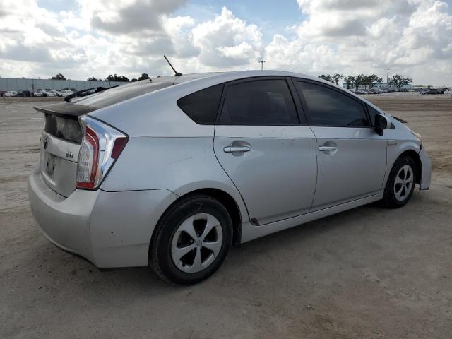 Photo 3 from auction – 2013 TOYOTA PRIUS with VIN JTDKN3DU8D5555862