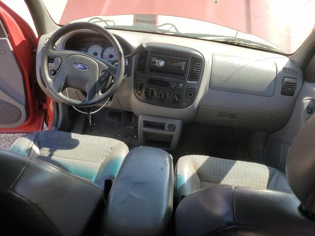 Photo 8 from auction – 2002 FORD ESCAPE XLS with VIN 1FMYU02152KB21686
