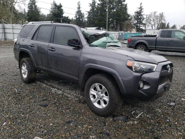 Photo 4 from auction – 2018 TOYOTA 4RUNNER SR with VIN JTEBU5JR2J5515895