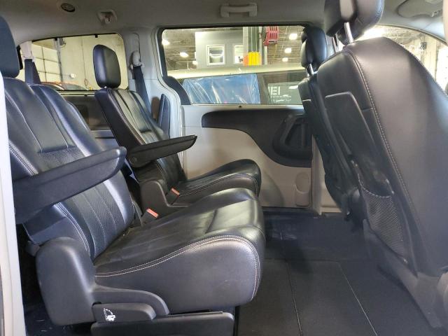 Photo 11 from auction – 2011 CHRYSLER TOWN & COU with VIN 2A4RR8DG2BR666136