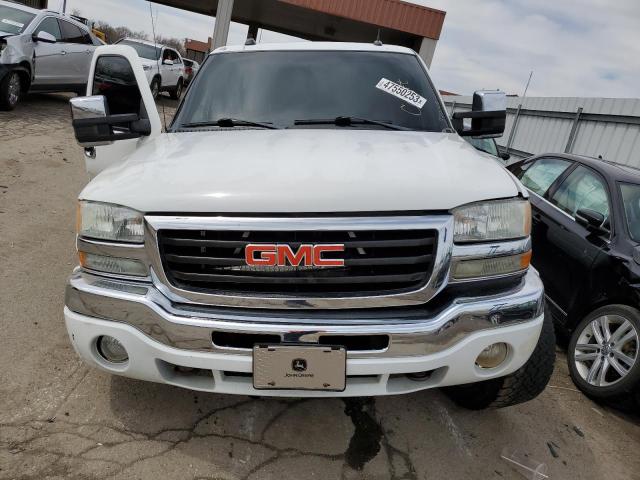 Photo 5 from auction – 2004 GMC NEW SIERRA with VIN 2GTEK19T641237900