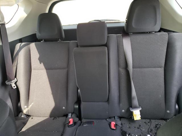 Photo 10 from auction – 2015 TOYOTA RAV4 LE with VIN JTMZFREV7FD077903