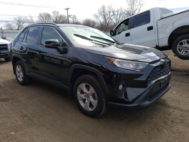 Photo 4 from auction – 2020 TOYOTA RAV4 XLE with VIN JTMP1RFV0LD525544