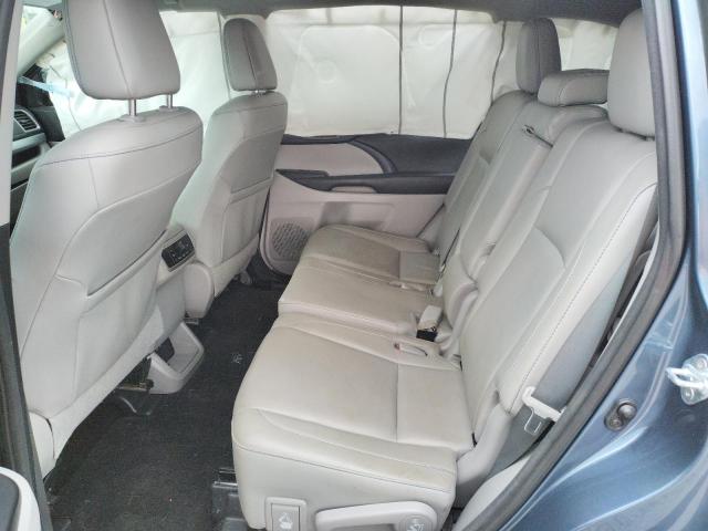 Photo 11 from auction – 2017 TOYOTA HIGHLANDER with VIN 5TDKZRFH0HS200921