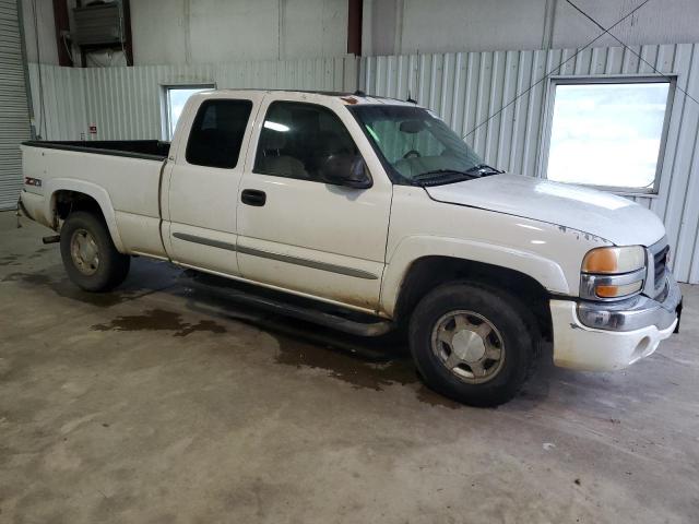 Photo 4 from auction – 2004 GMC NEW SIERRA with VIN 2GTEK19T241119536