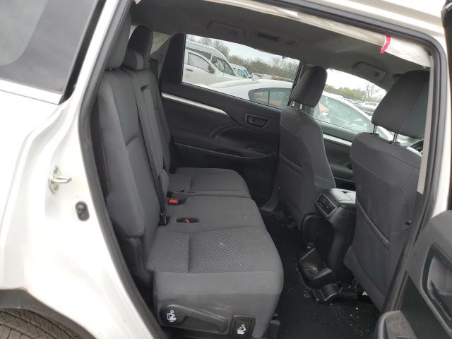 Photo 10 from auction – 2019 TOYOTA HIGHLANDER with VIN 5TDBZRFH7KS711713