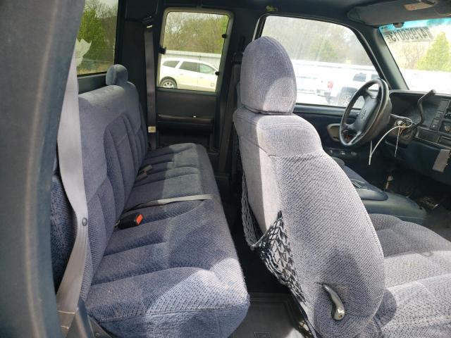 Photo 10 from auction – 1997 CHEVROLET GMT-400 C1 with VIN 2GCEC19R8V1233530