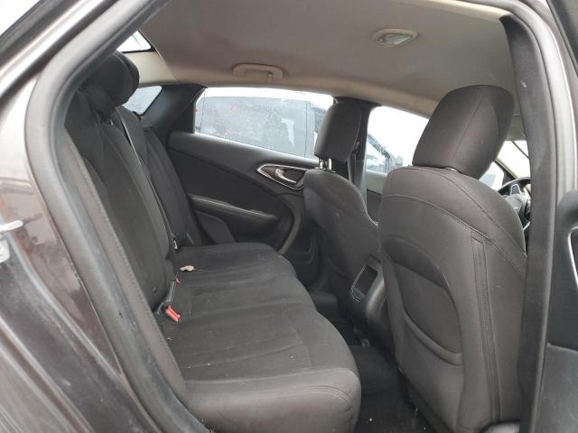 Photo 10 from auction – 2015 CHRYSLER 200 LIMITE with VIN 1C3CCCAB3FN715926