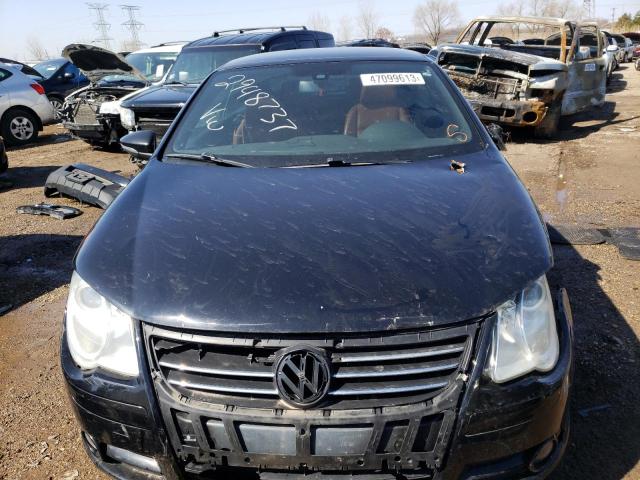 Photo 5 from auction – 2010 VOLKSWAGEN EOS LUX with VIN WVWFA7AH7AV013255