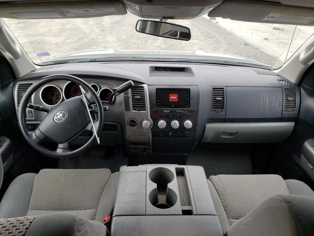 Photo 8 from auction – 2010 TOYOTA TUNDRA with VIN 5TFUY5F17AX111449