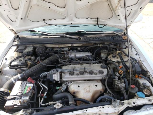 Photo 11 from auction – 1995 HONDA ACCORD EX with VIN 1HGCD5663SA089023