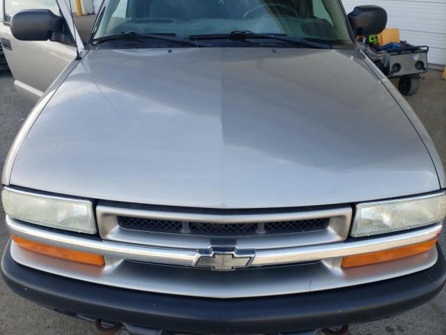 Photo 11 from auction – 2003 CHEVROLET BLAZER with VIN 1GNCT18X33K185592