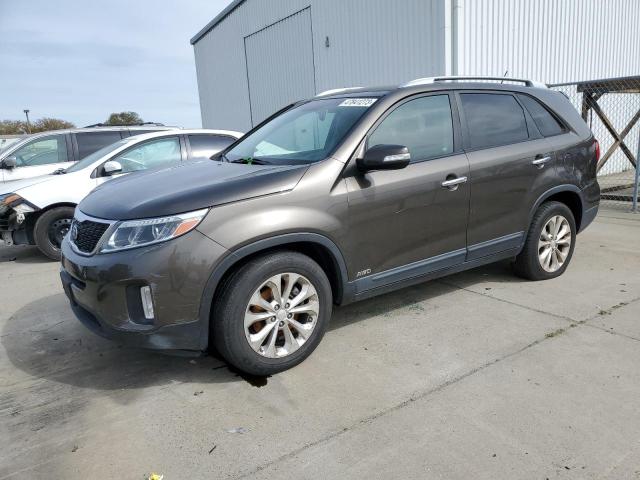 KIA SORENTO EX 2014 with VIN 5XYKUDA72EG443302 - Photo from auction