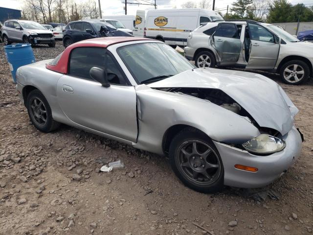 Photo 4 from auction – 1999 MAZDA MX-5 MIATA with VIN JM1NB3539X0134505