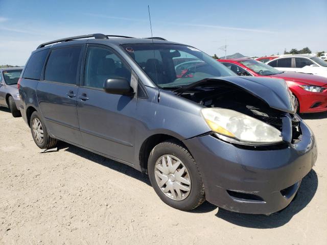 Photo 4 from auction – 2010 TOYOTA SIENNA CE with VIN 5TDKK4CC1AS299402