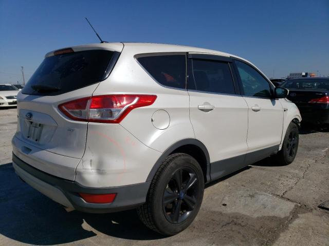 Photo 3 from auction – 2015 FORD ESCAPE SE with VIN 1FMCU0G7XFUA92199