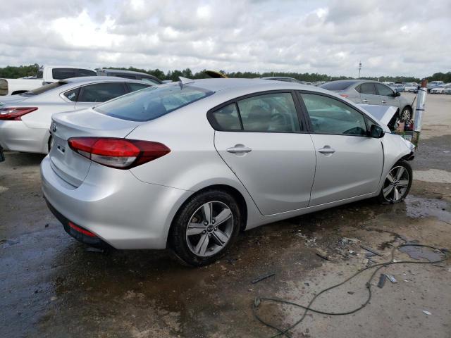 Photo 3 from auction – 2018 KIA FORTE LX with VIN 3KPFL4A71JE173765
