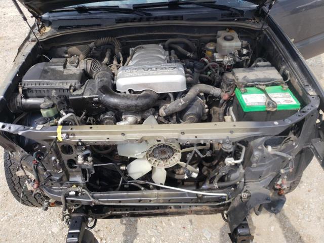 Photo 11 from auction – 2004 TOYOTA 4RUNNER SR with VIN JTEBT14RX40042093