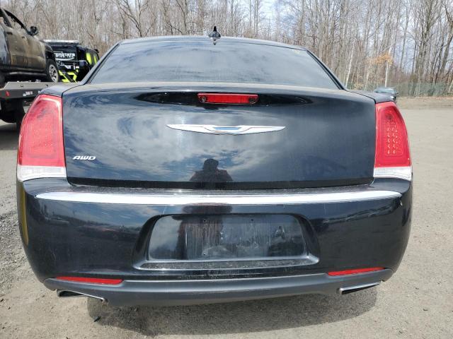 Photo 6 from auction – 2018 CHRYSLER 300 LIMITE with VIN 2C3CCAKG5JH151714