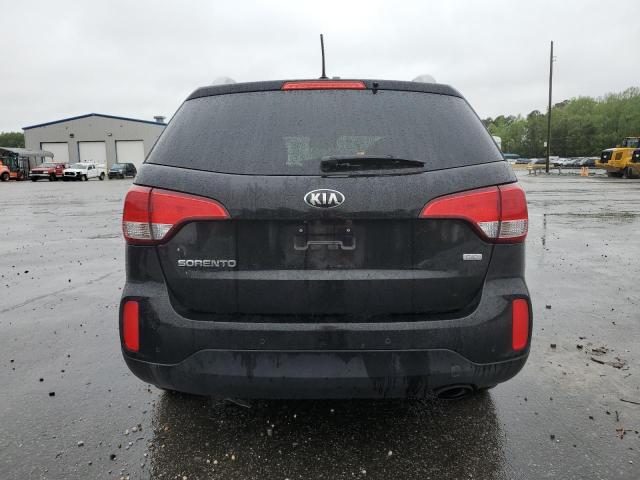 Photo 6 from auction – 2015 KIA SORENTO LX with VIN 5XYKTCA69FG571378