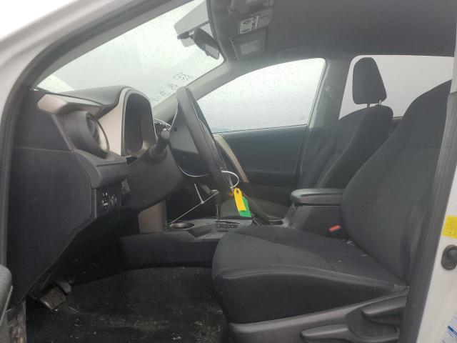 Photo 7 from auction – 2015 TOYOTA RAV4 LE with VIN 2T3BFREV7FW286501