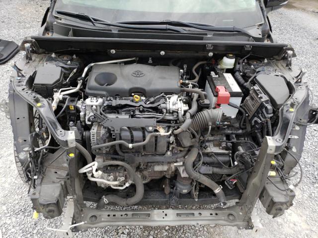 Photo 12 from auction – 2019 TOYOTA RAV4 XLE with VIN JTMP1RFV7KJ016857