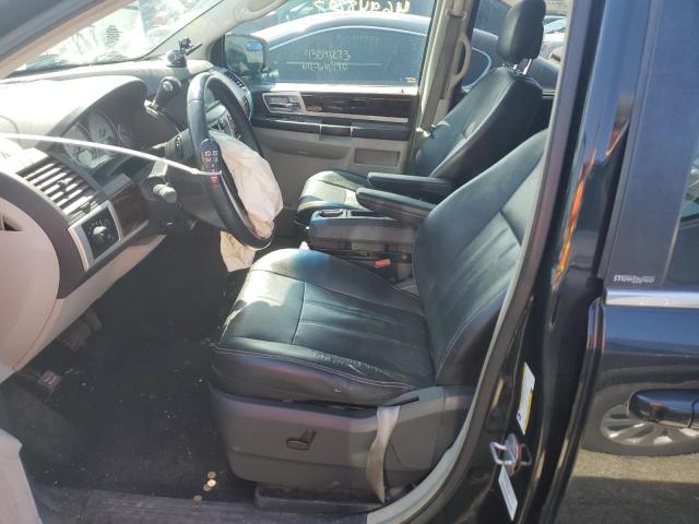 Photo 7 from auction – 2010 CHRYSLER TOWN & COU with VIN 2A4RR8D13AR481149