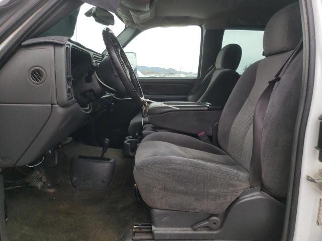Photo 7 from auction – 2005 CHEVROLET SILVERADO with VIN 1GCHK29U35E327372