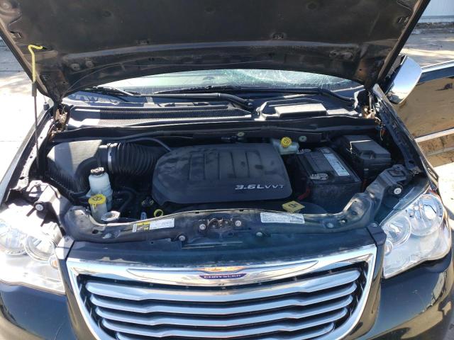 Photo 11 from auction – 2013 CHRYSLER TOWN & COU with VIN 2C4RC1CG9DR649935