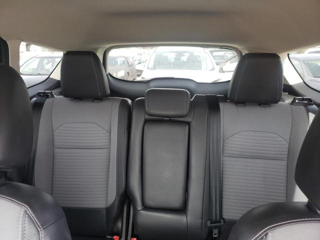 Photo 10 from auction – 2017 FORD ESCAPE SE with VIN 1FMCU0GD6HUD84036
