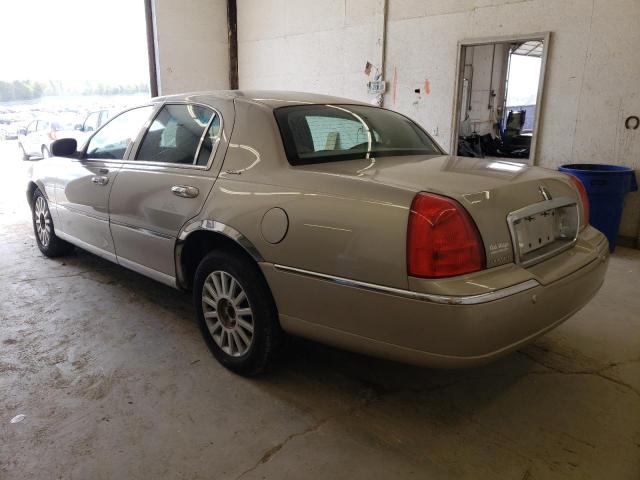 Photo 2 from auction – 2004 LINCOLN TOWN CAR E with VIN 1LNHM81W74Y661908
