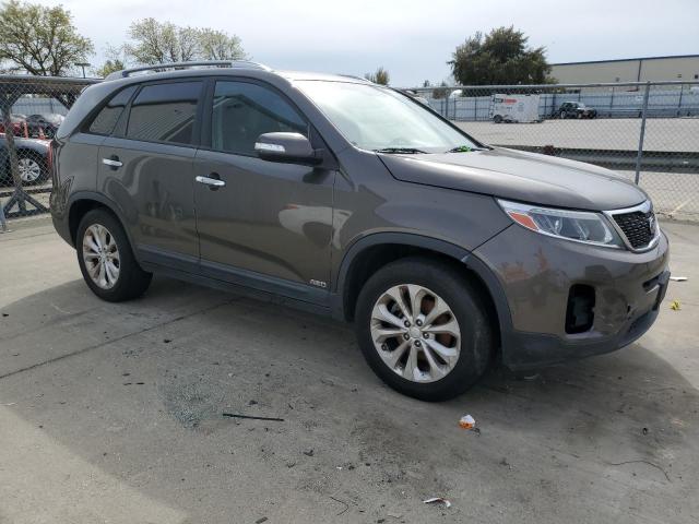 Photo 4 from auction – 2014 KIA SORENTO EX with VIN 5XYKUDA72EG443302