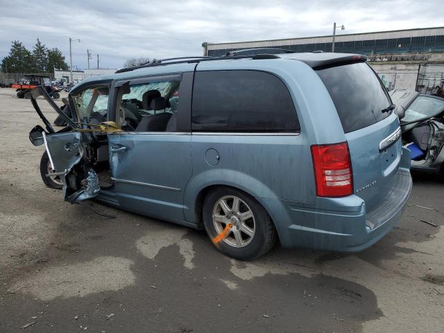 Photo 2 from auction – 2010 CHRYSLER TOWN & COU with VIN 2A4RR5D19AR386366