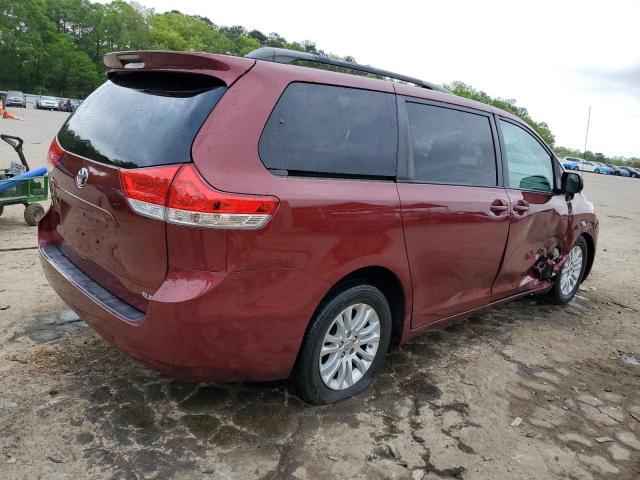 Photo 3 from auction – 2013 TOYOTA SIENNA XLE with VIN 5TDYK3DC4DS330584