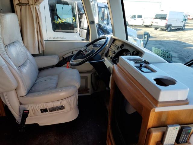 Photo 7 from auction – 1998 FLEE MOTORHOME with VIN 4VZBN109XVC025569