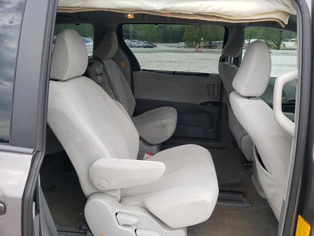Photo 11 from auction – 2013 TOYOTA SIENNA LE with VIN 5TDKK3DC6DS330446