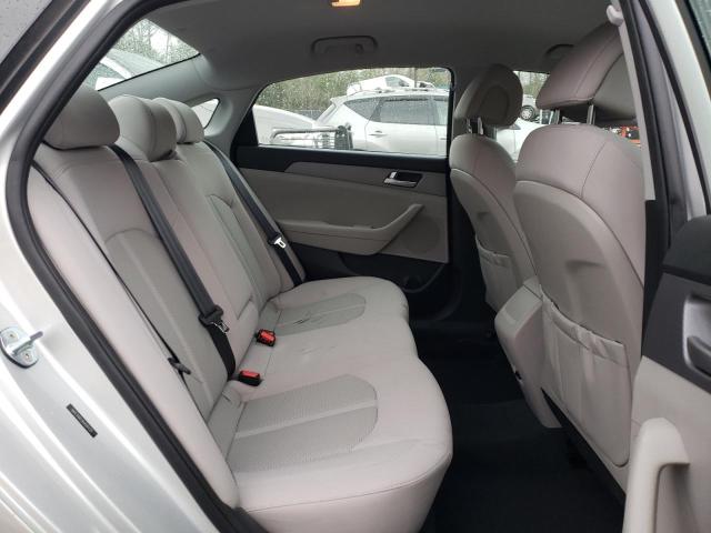 Photo 10 from auction – 2017 HYUNDAI SONATA SE with VIN 5NPE24AF2HH591179