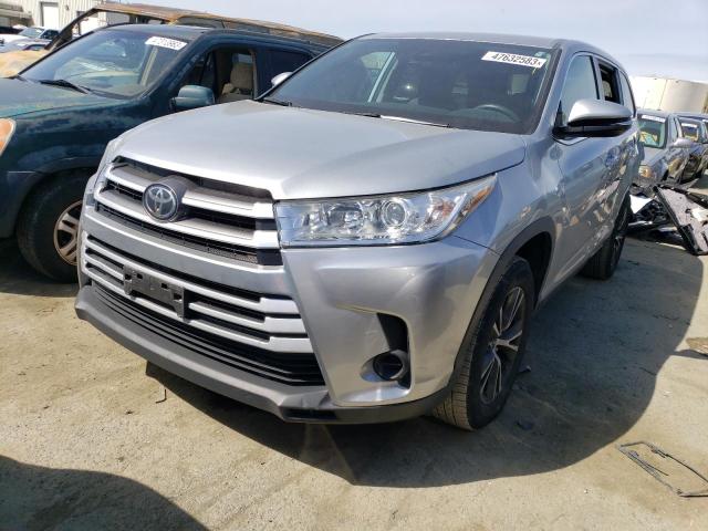TOYOTA HIGHLANDER 2019 with VIN 5TDZZRFH5KS329758 - Photo from auction