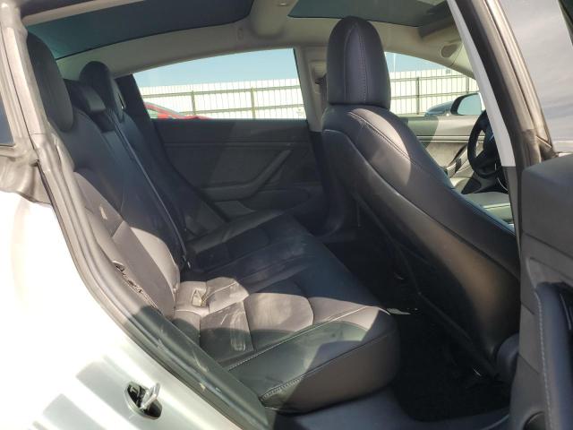 Photo 10 from auction – 2018 TESLA MODEL 3 with VIN 5YJ3E1EA8JF060925